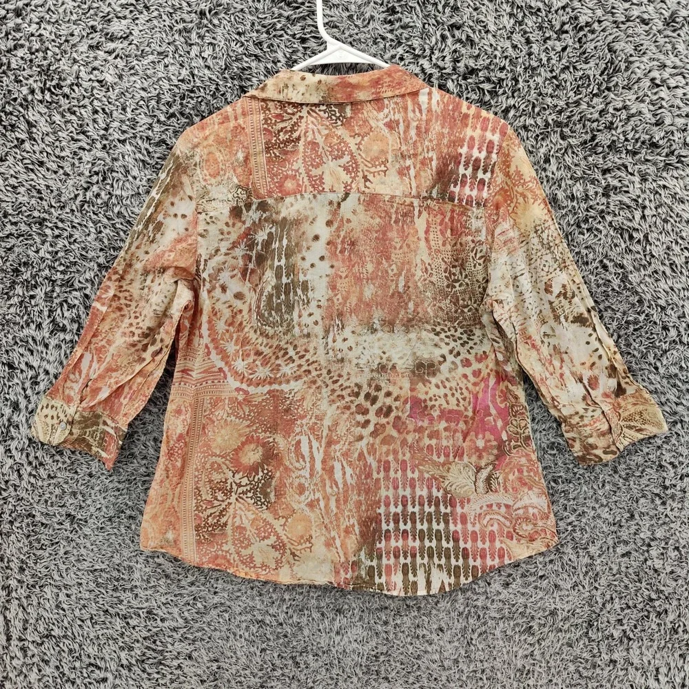 Chicos Women Maximalist Earthy Abstract Animal Button Down Shirt 2 Large Tan - Picture 4 of 16